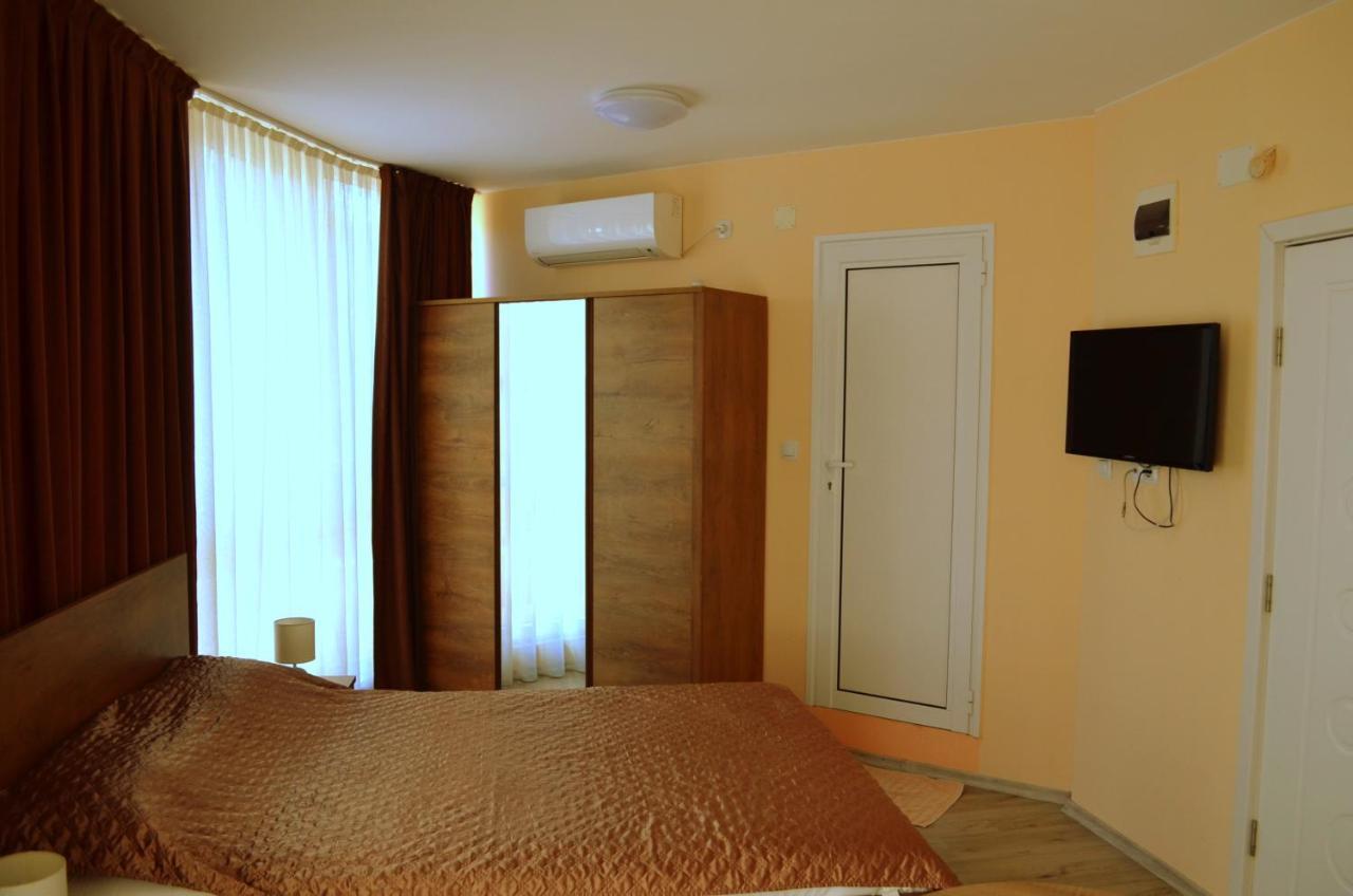 Apartament апарт център Center *